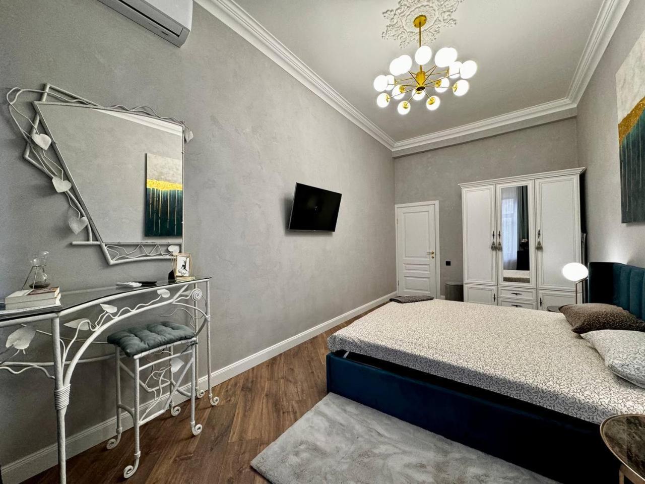 Deribasivska 10 Luxury Apartment Odessa Eksteriør bilde